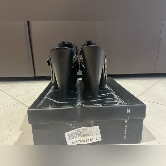 Steve Madden Wooden Clogs - Picture 6 of 7